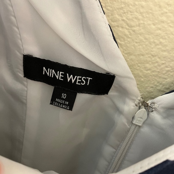 Navy polka dotted belted dress, Nine West size 10 - Picture 6 of 9